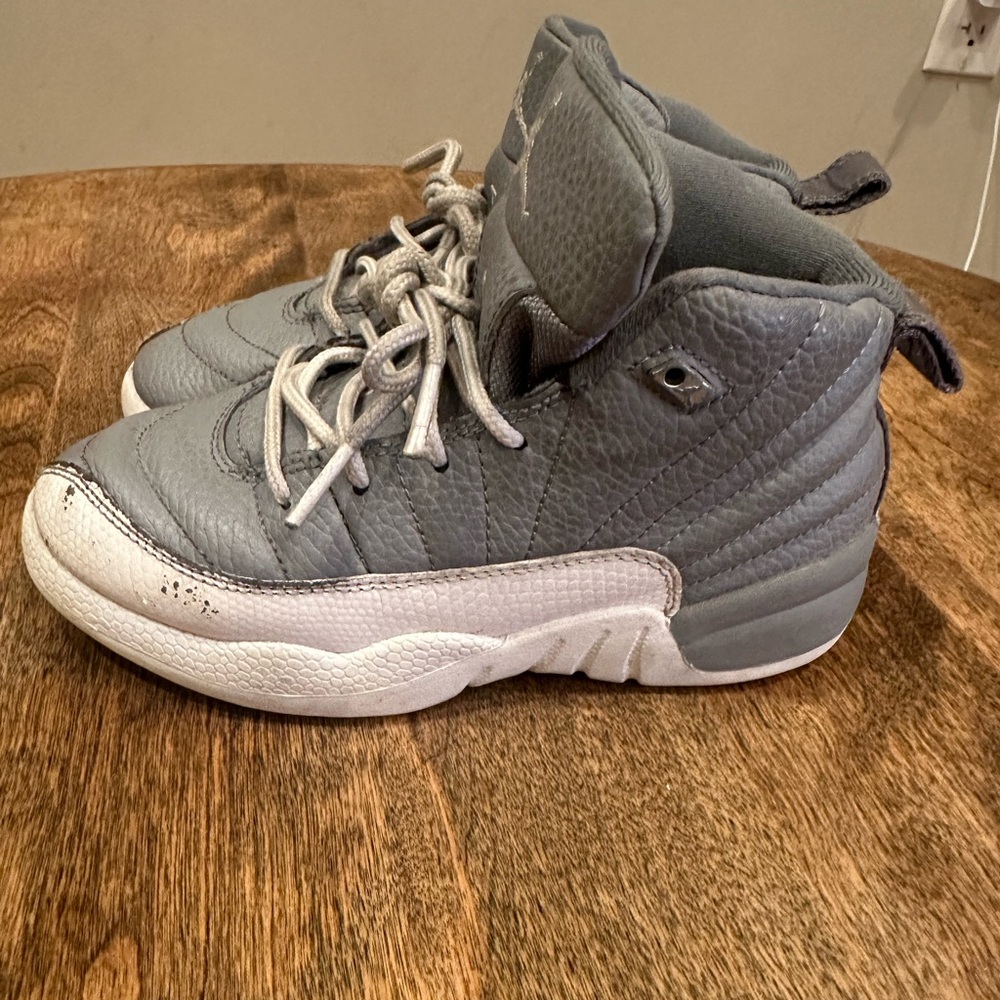 Nike Air Jordans Retro 12 Stealth White and Cool Grey